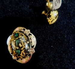 gold leaf pin ear main